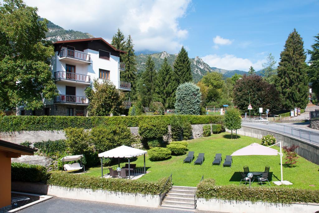 Hotel Ferrari Castione della Presolana Exterior photo