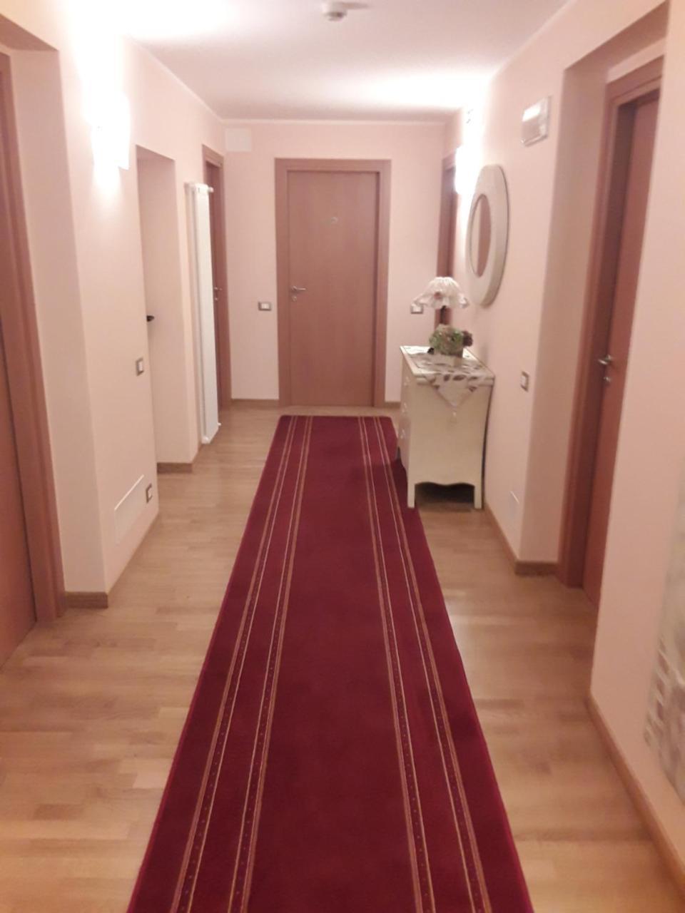 Hotel Ferrari Castione della Presolana Exterior photo